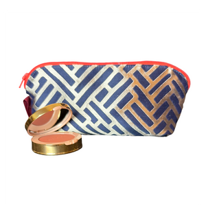 Logo Bouquet Vintage Silk Scarf Beauty Bag