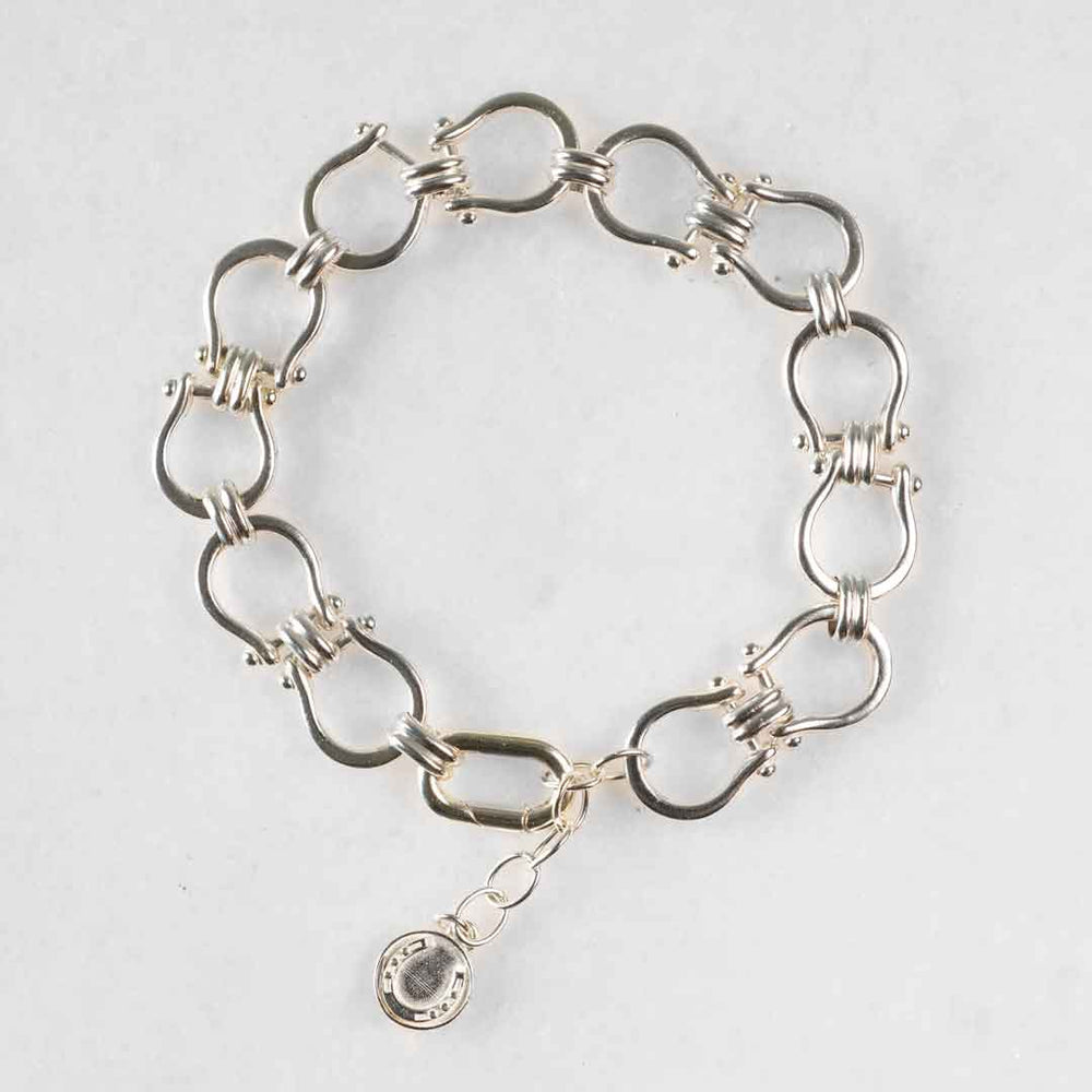 Chapelle - Horseshoe Link Equestrian Bracelet in Silver