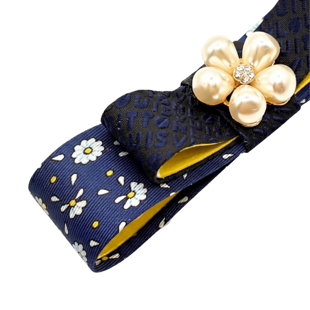 Daisy Print Silk Necktie Hair Clip