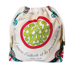 Couvertures et Tenues du Jour Ivory Vintage Silk Scarf Drawstring Crossbody Bag