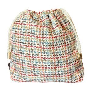 Couvertures et Tenues du Jour Ivory Vintage Silk Scarf Drawstring Crossbody Bag