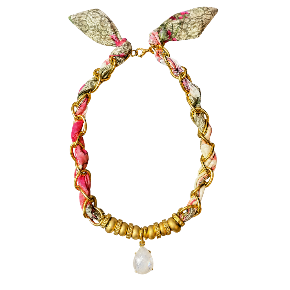 GG Bouquet Vintage Scarf Quartz Necklace