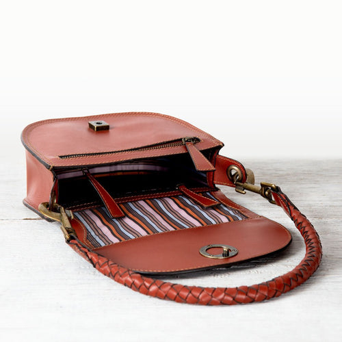 Coronado- Horse Bit Lock Luxury Leather Handbag in Cognac