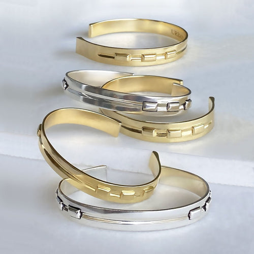 Derby Day - Equestrian Horseshoe Cuff Bracelet in Gold