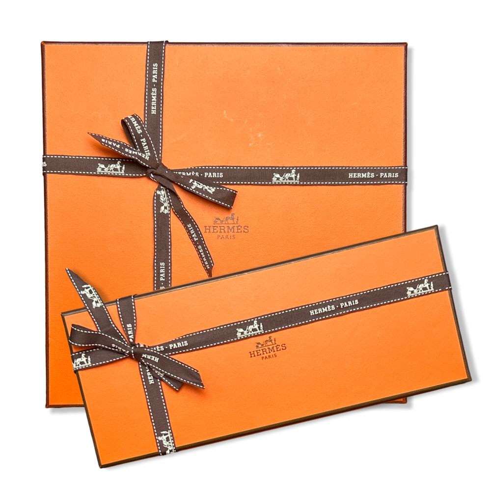 Scarf Gift Boxes with Ribbon