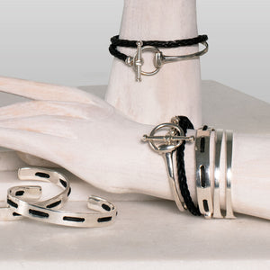 Odeza - Stylized Horse Bit Bracelet in Silver & Black